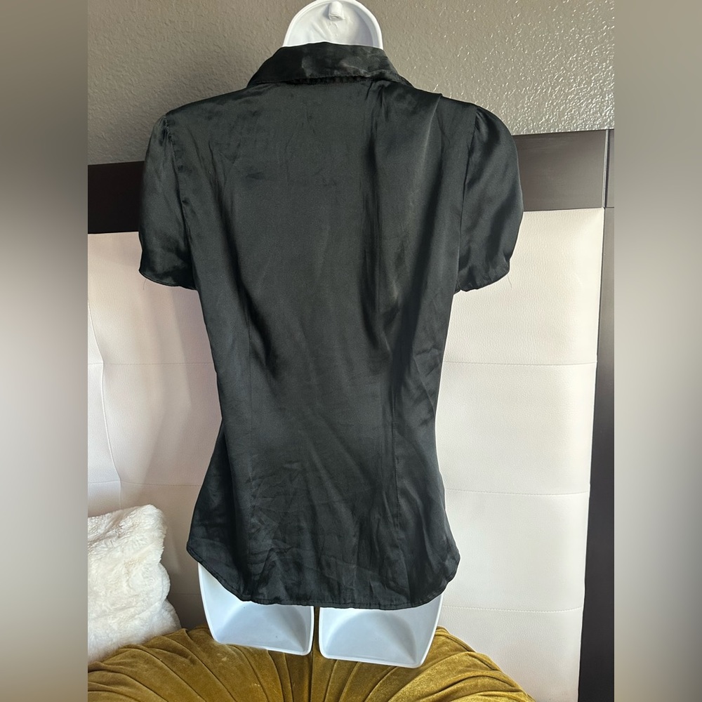 Express Button Front Blouse Size M - image 2